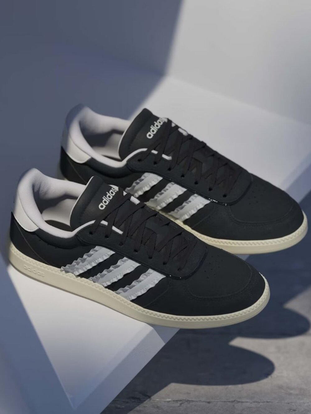 NWT Adidas Breaknet Sleek Sneakers Size 7.5